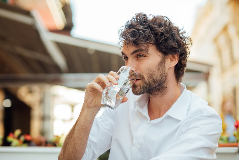 reminder for drinking water through out a day and its benefits