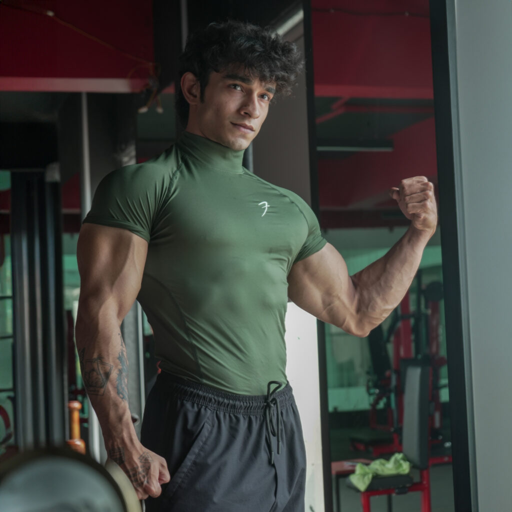 Fuaark high neck compression tshirt